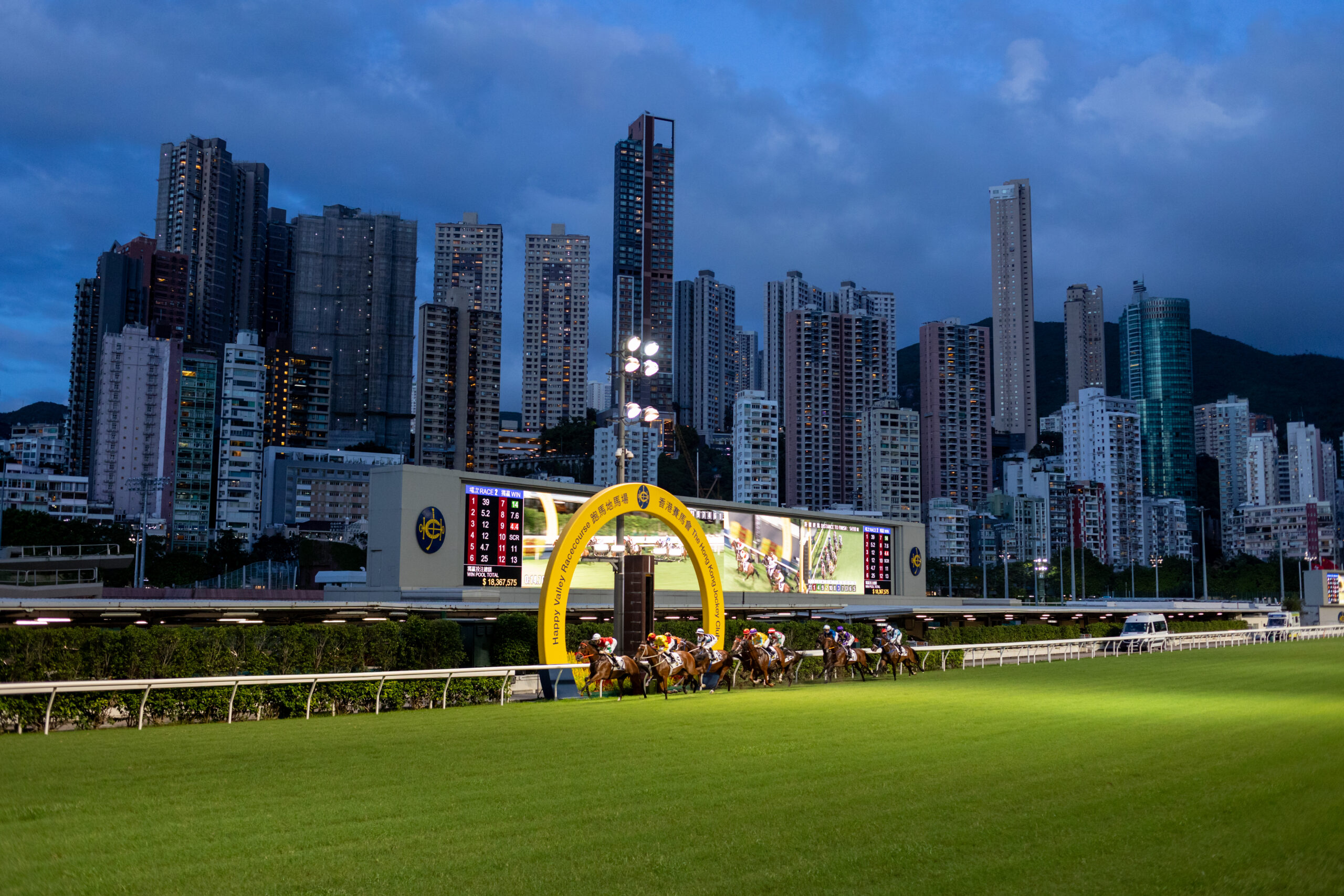 Wyścigi konne w Hongkongu to potęga. Miejscowy Jockey Club jest czwartą organizacją charytatywną na świecie